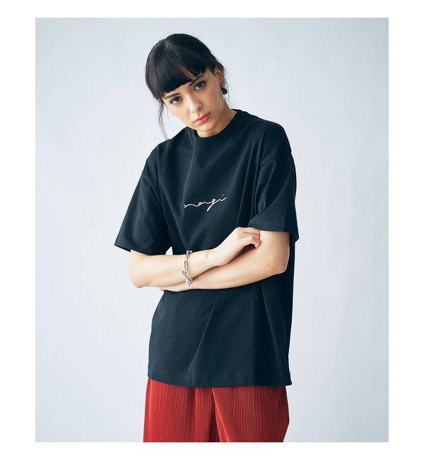 凪 Tk Takeo Kikuchi 口紅を塗る女の子 Tシャツ Tk Takeo Kikuchi ティーケー タケオキクチ の通販 アイルミネ