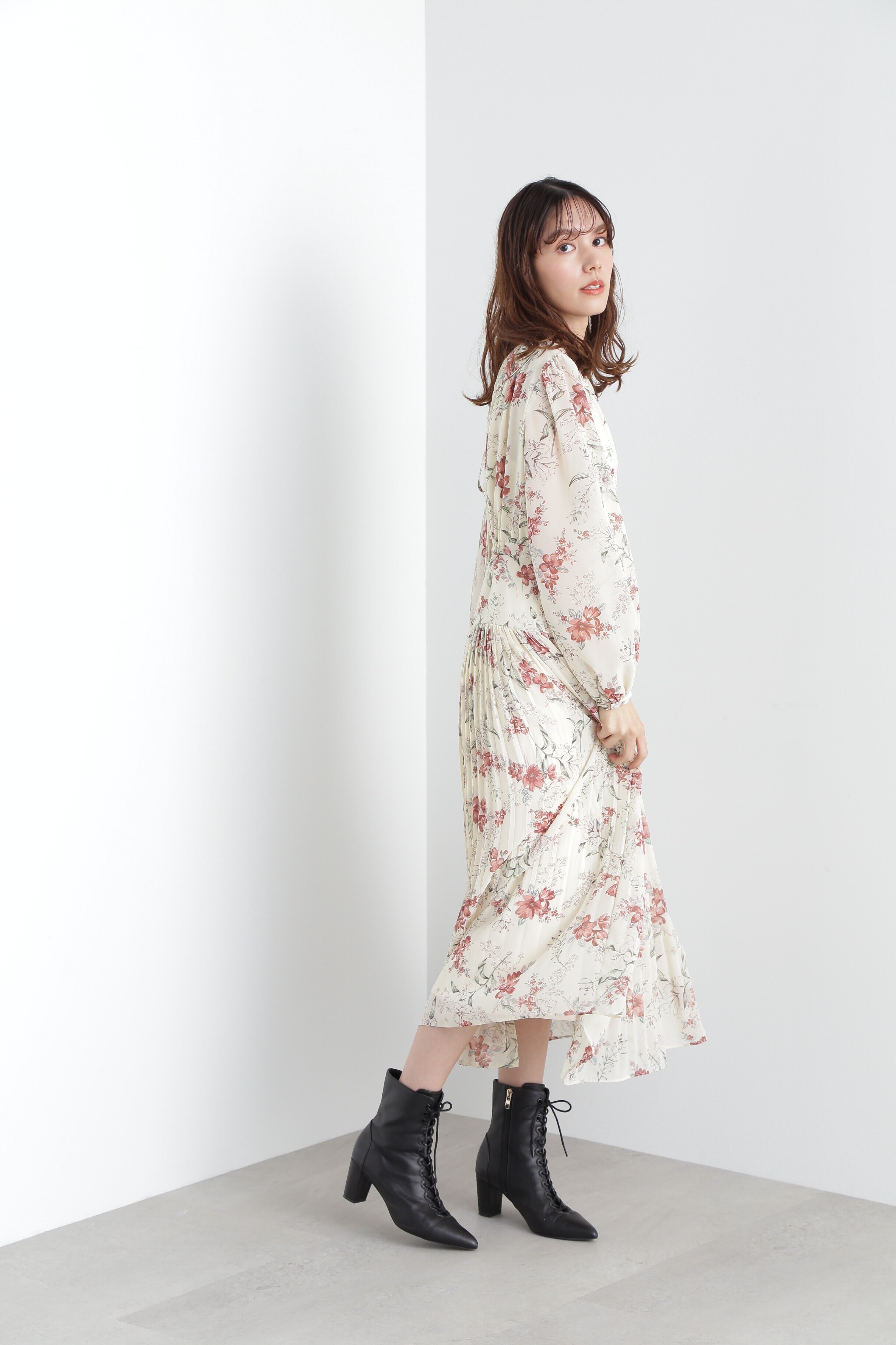 JILLSTUART☆ベイリーフラワーワンピース0 | vashamansarda.com