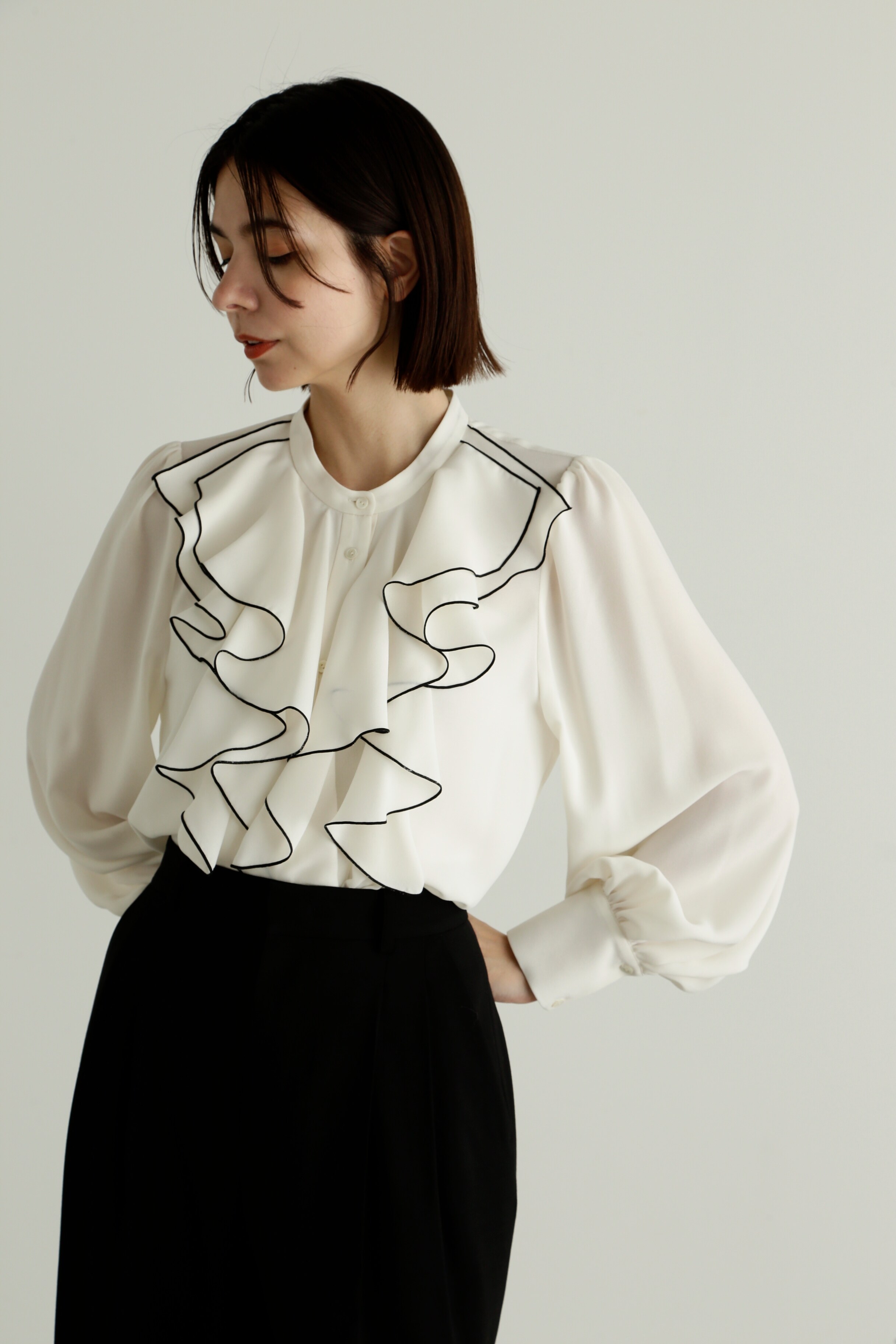 ライトジョーゼットラッフルブラウス|JILL STUART(ジル スチュアート 