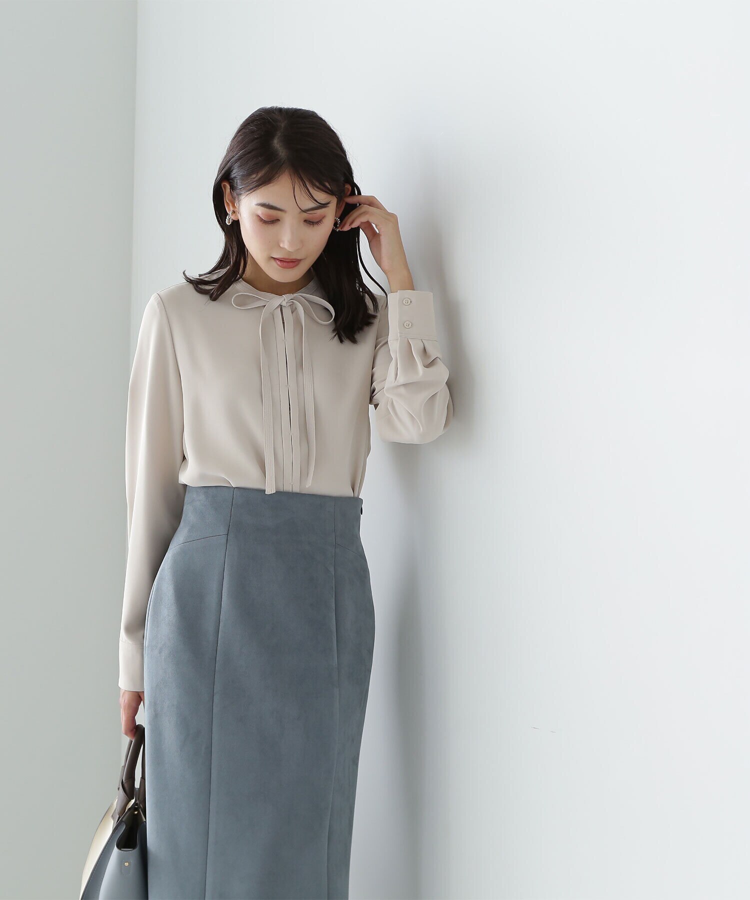 ナローリボンブラウス23AW|NATURAL BEAUTY BASIC(ナチュラル