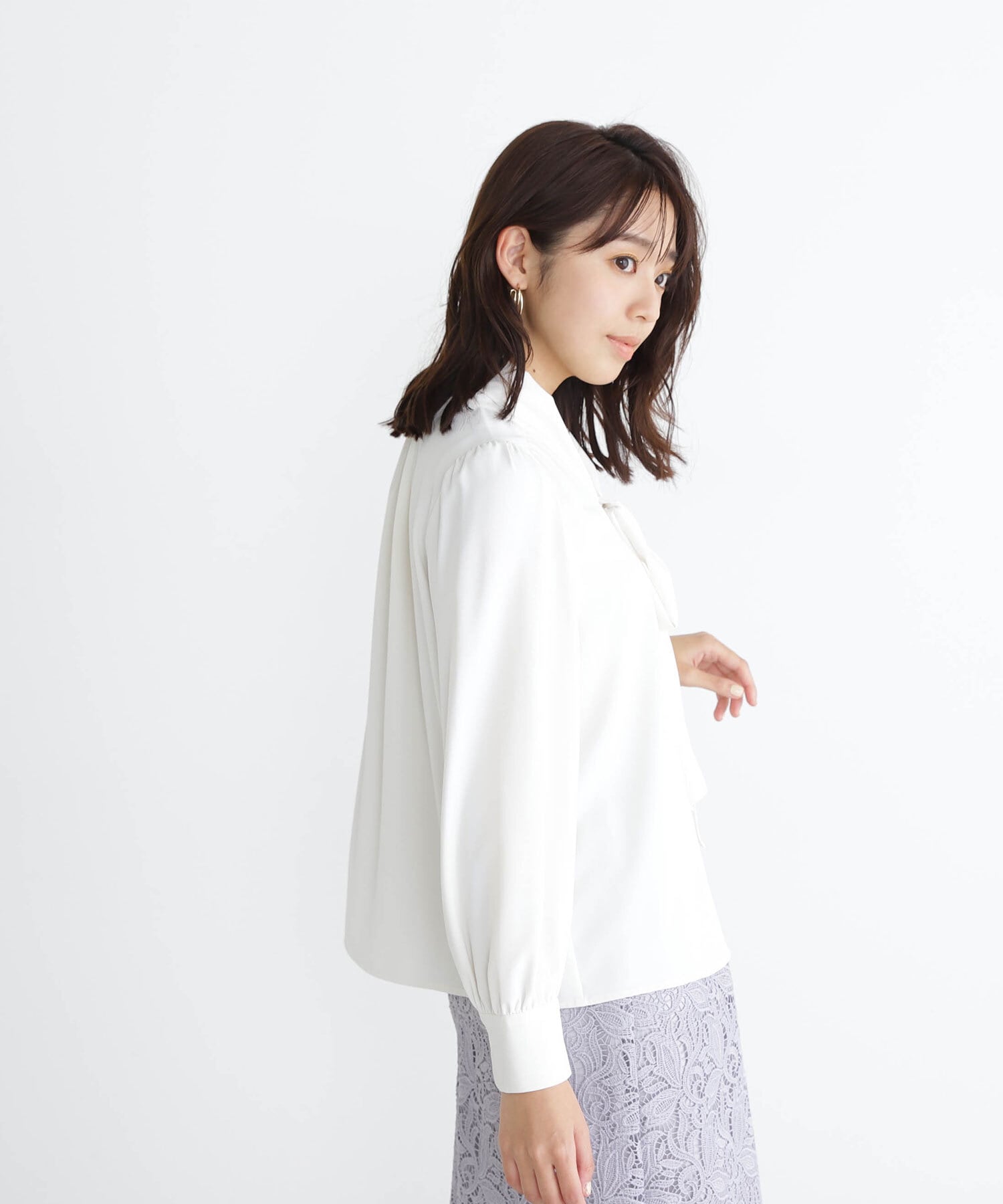 リボンボウタイブラウス 24SS |NATURAL BEAUTY BASIC(ナチュラル