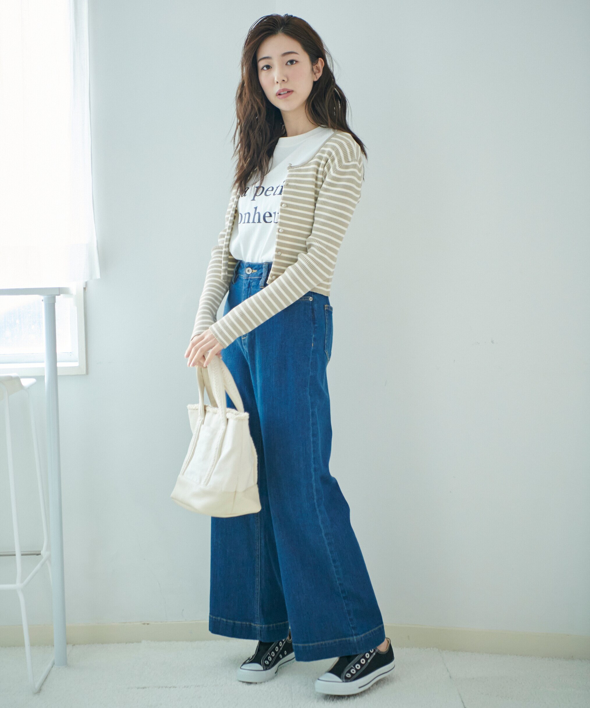 プレゼント サプライズ Hello Kitty x UNIFREE Denim Strap Pants