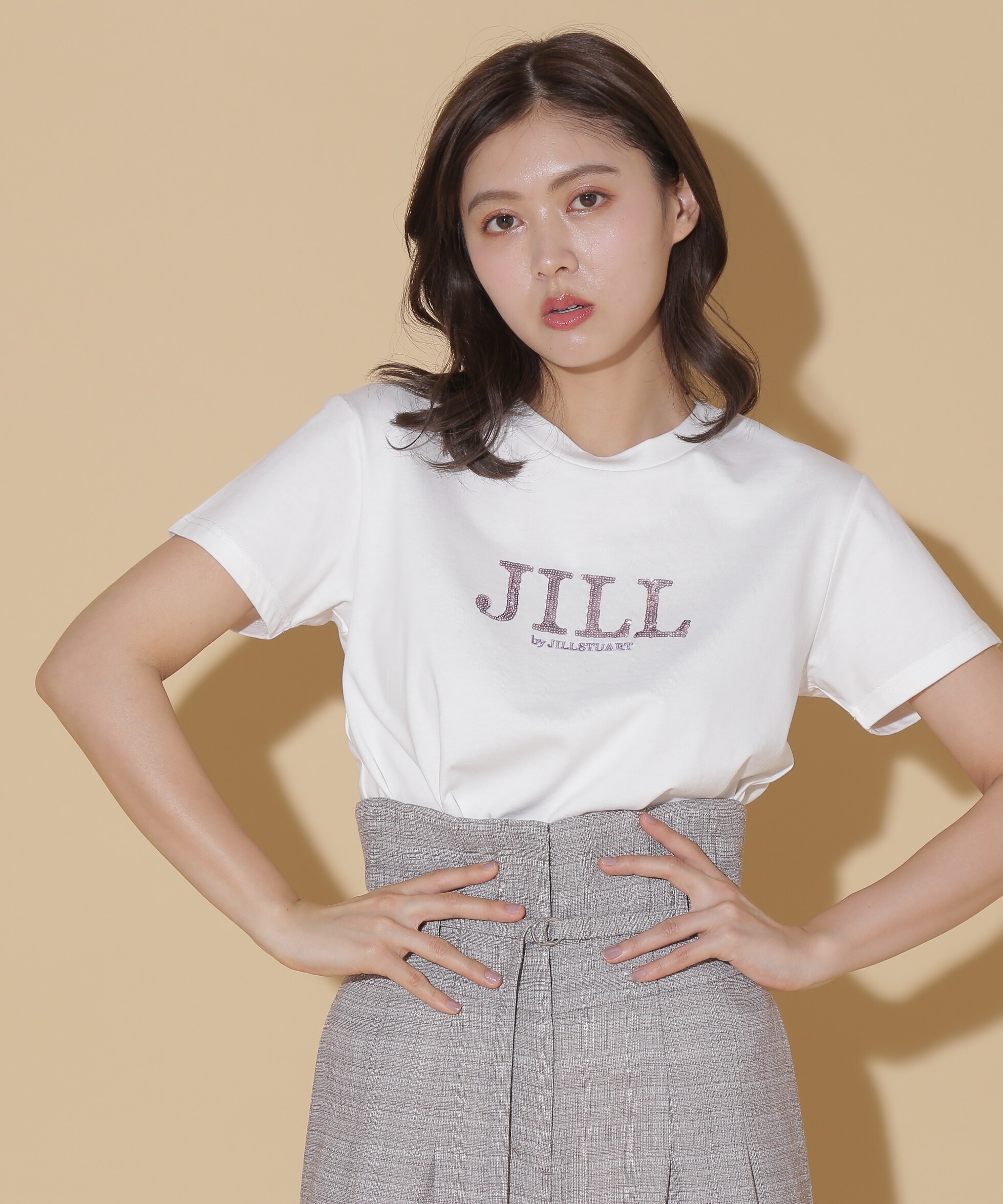 オーガニック刺繍ロゴTシャツ|JILL by JILL STUART(ジル バイ ジル スチュアート)の通販｜アイルミネ