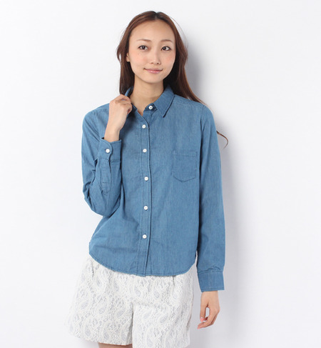 胸ポケット付き長袖シャツ