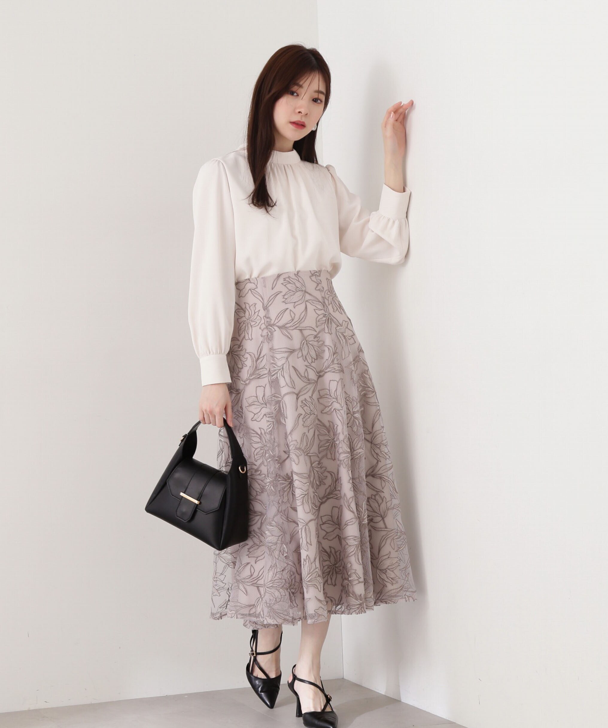 フラワーオーガン刺繍スカート|PROPORTION BODY DRESSING 