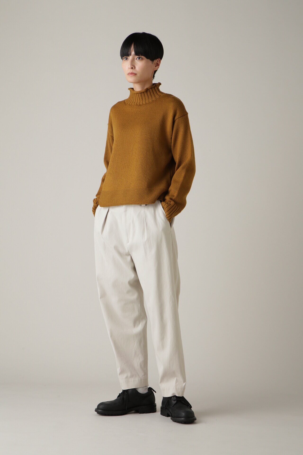 MARGARET HOWELL マーガレットハウエルCHINO COTTON-