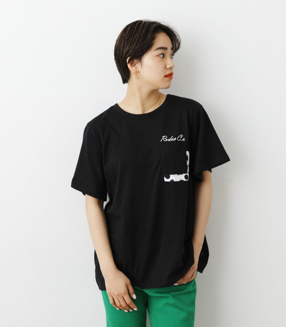 バックリボンTシャツ