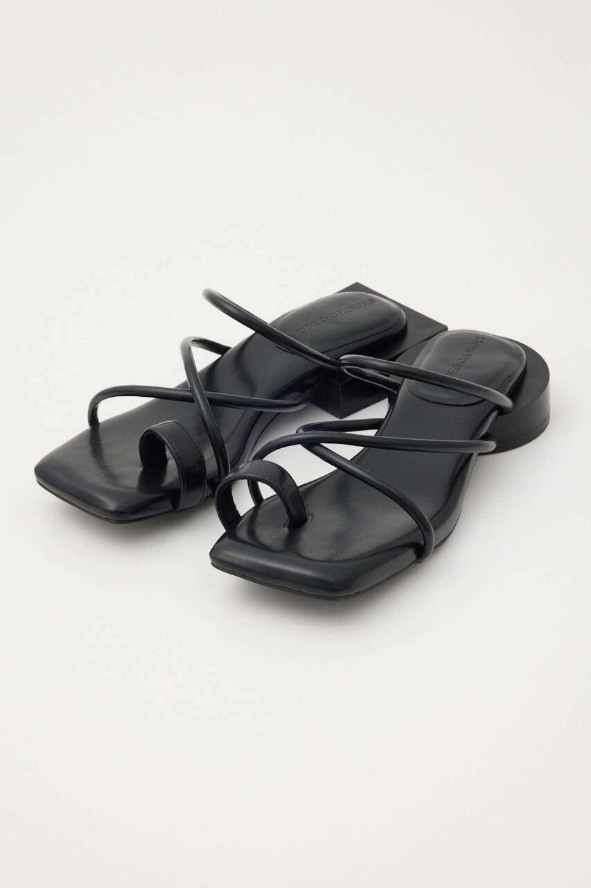 SLIM STRAP SANDAL