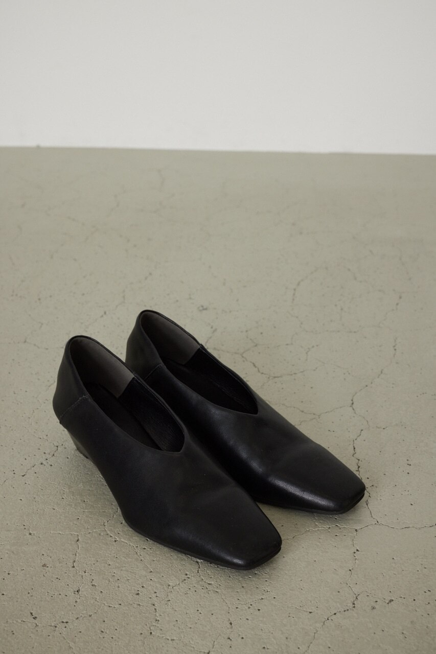 Angled heel square shoes リムアーク-