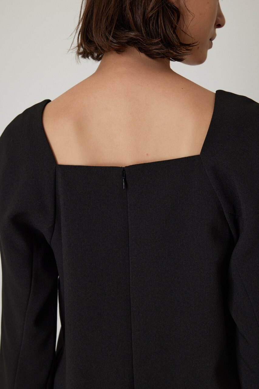 Sleeve on shoulder design tops