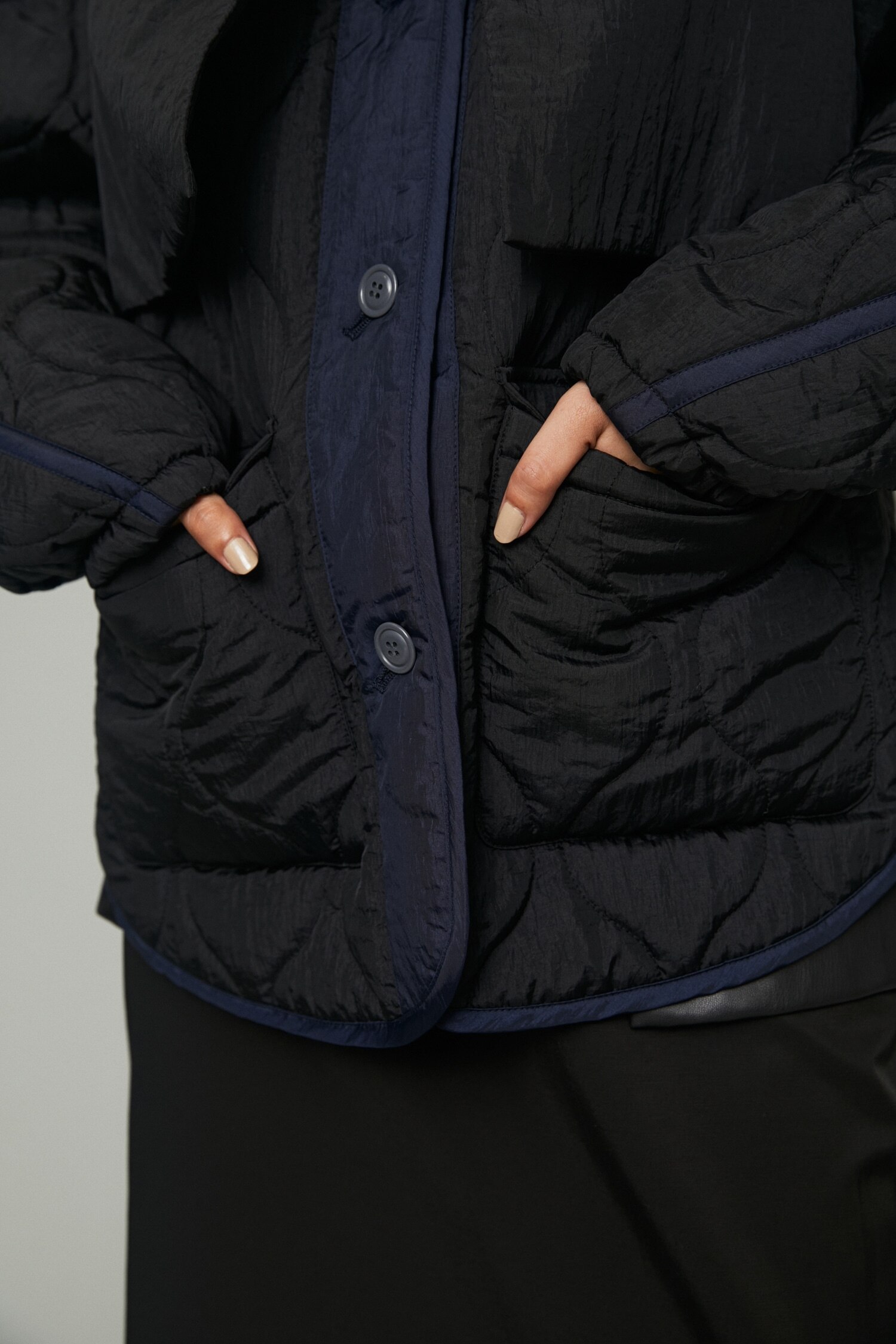 Vest layered blouson