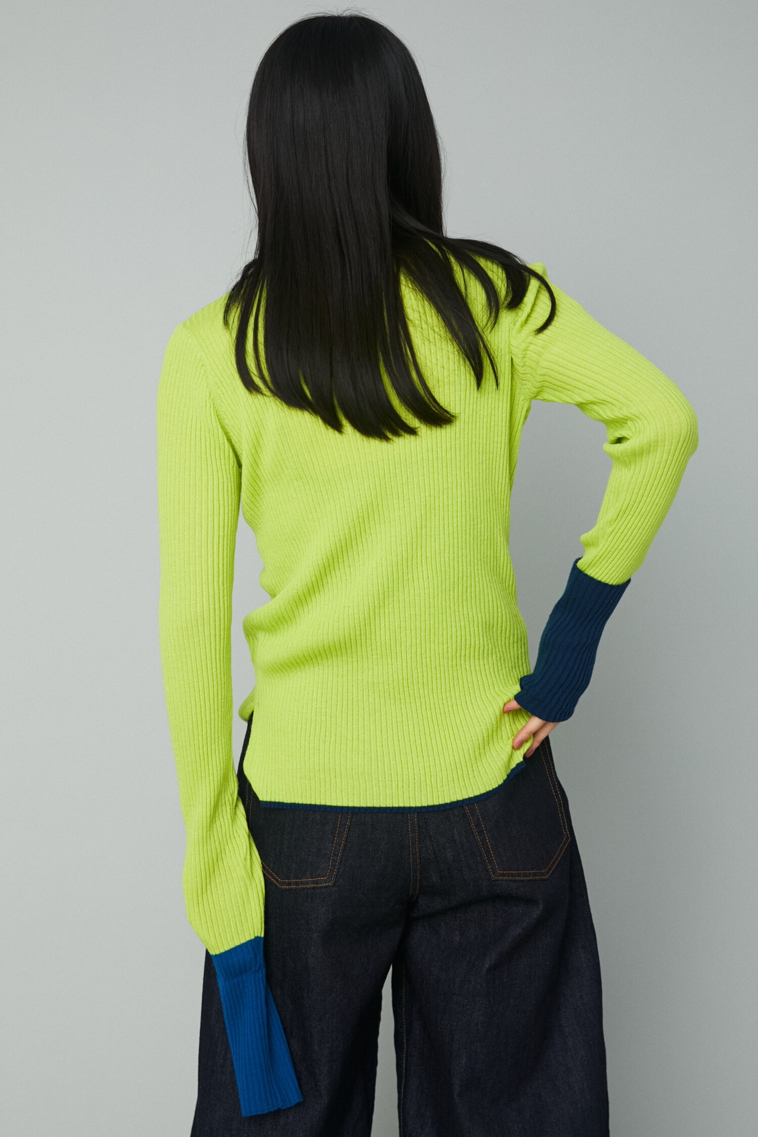 Color block pullover