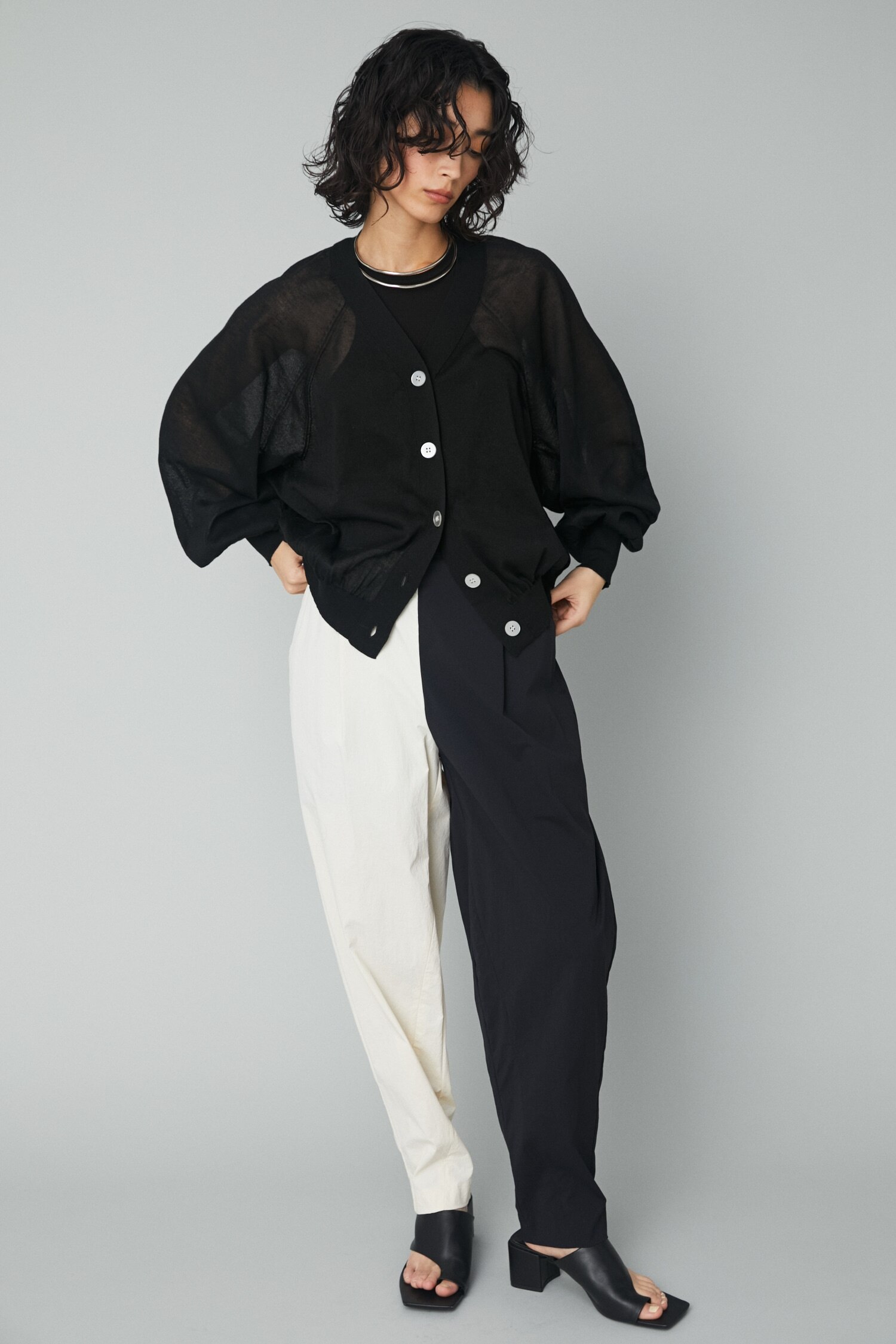 Cocoon easy pants|HeRIN.CYE(ヘリンドットサイ)の通販｜アイルミネ