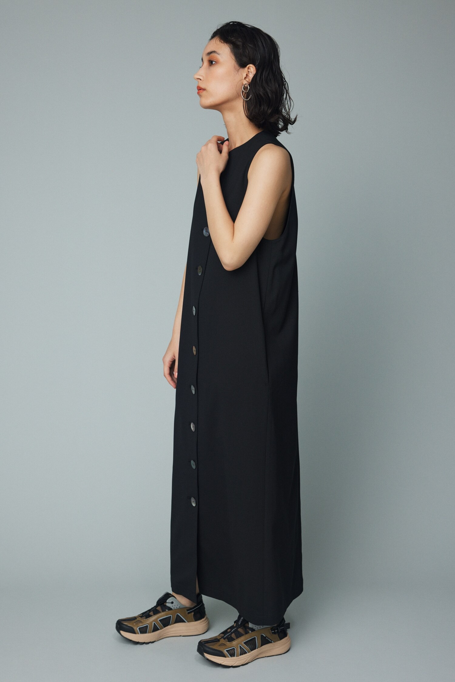 Back pleats design dress|HeRIN.CYE(ヘリンドットサイ)の通販｜アイルミネ