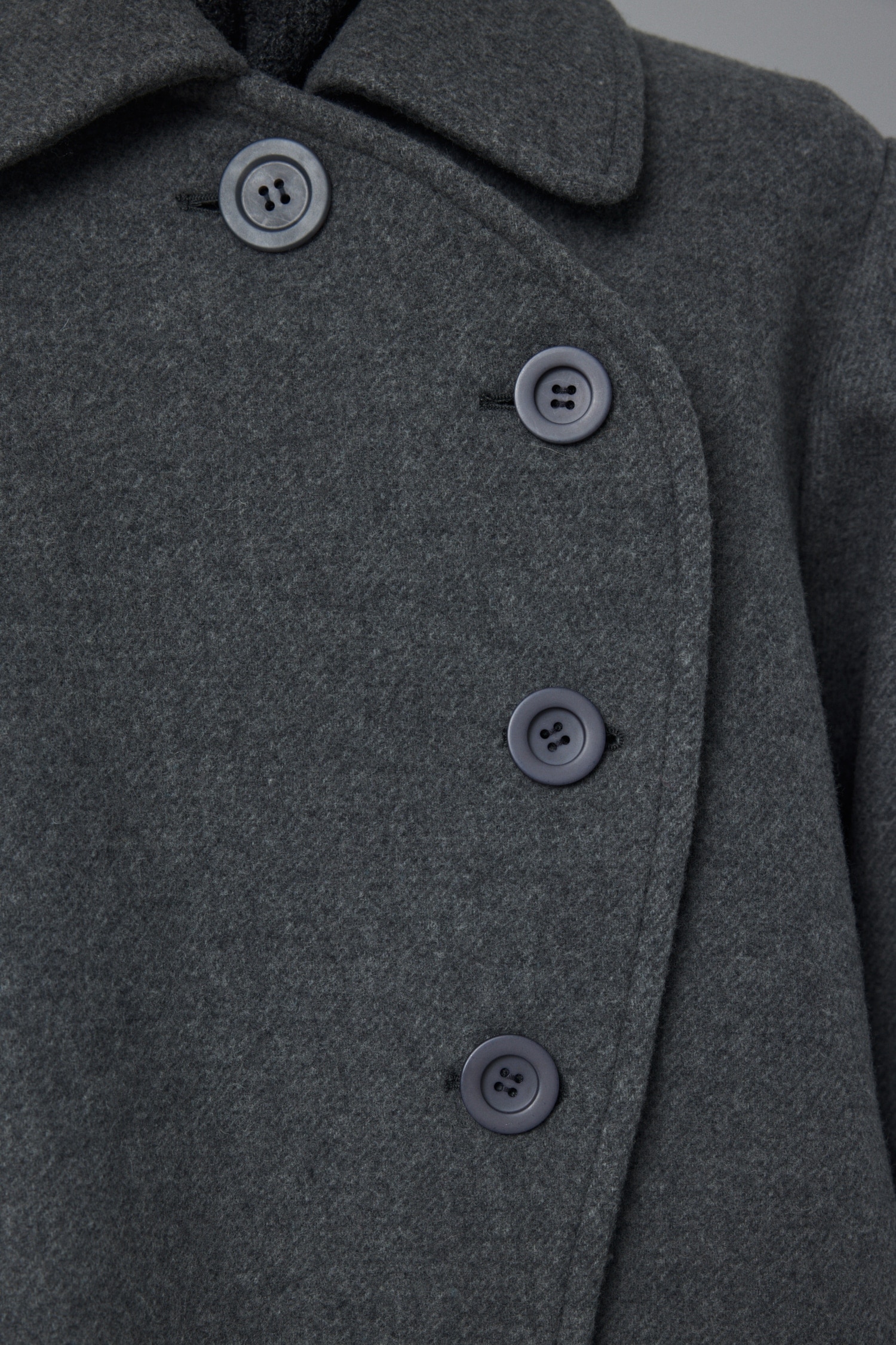 Round body wool coat|HeRIN.CYE(ヘリンドットサイ)の通販｜アイルミネ