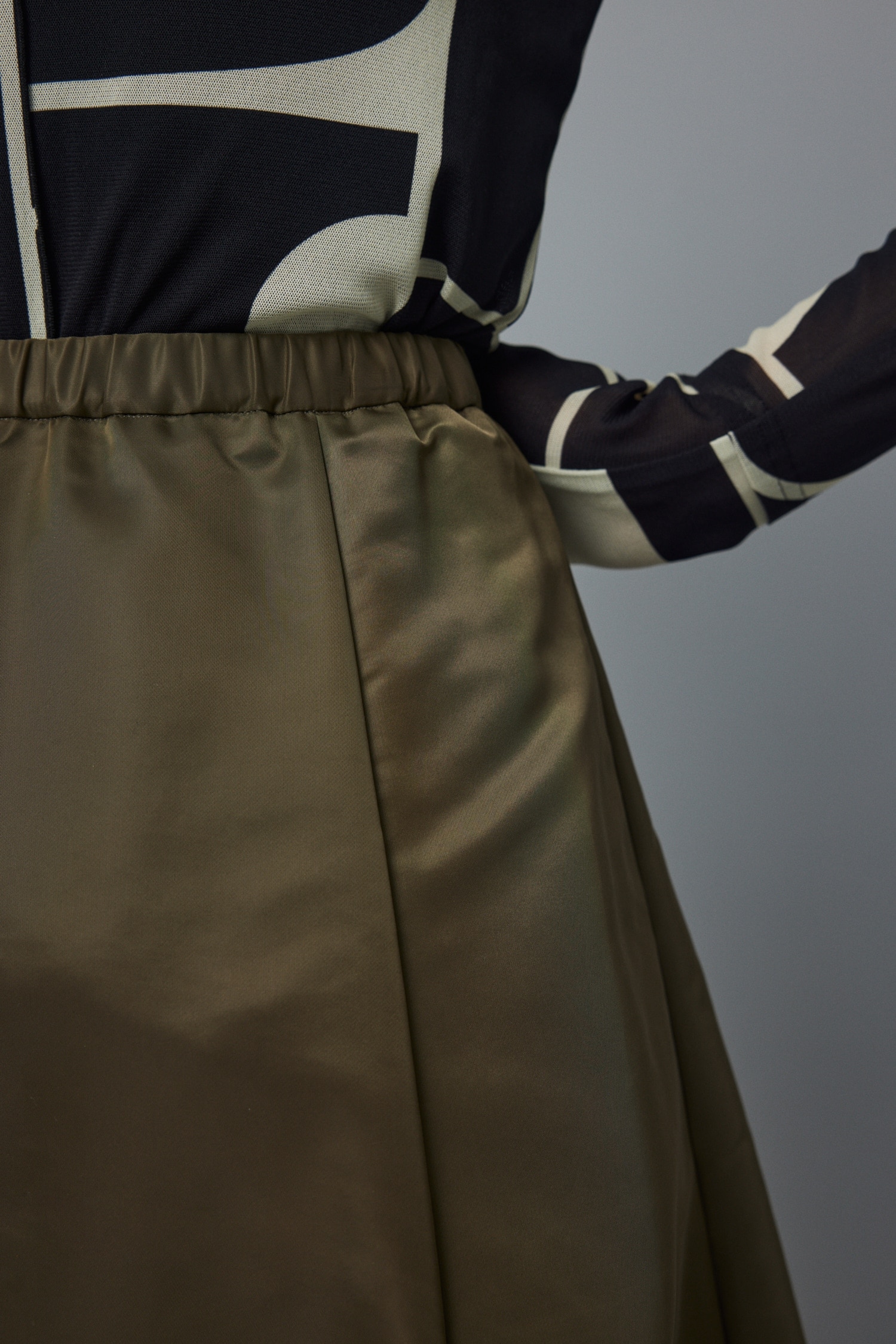 Nylon maxi skirt|HeRIN.CYE(ヘリンドットサイ)の通販｜アイルミネ
