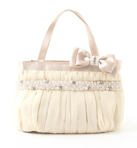 パールリボン付ボリュームバッグ