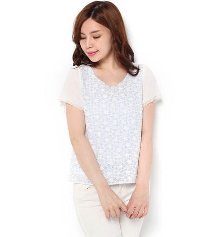 レース×チェックブラウス