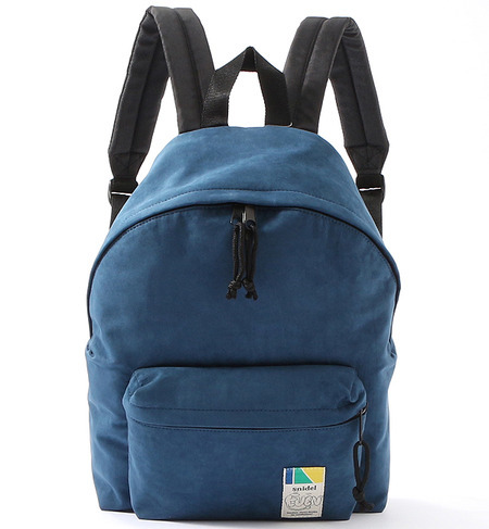 カジュルバックパック