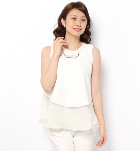 パールネックレスブラウス