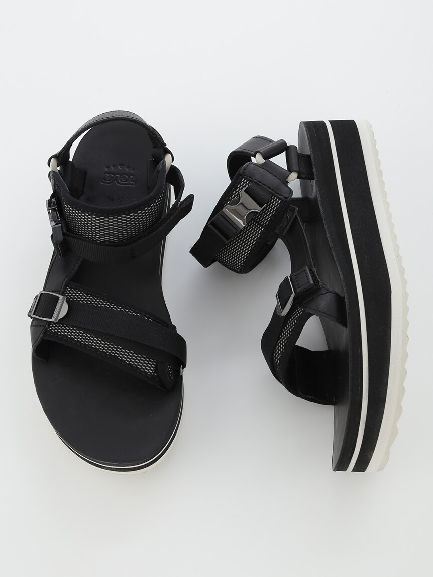 flatform universal luxe sandal by teva