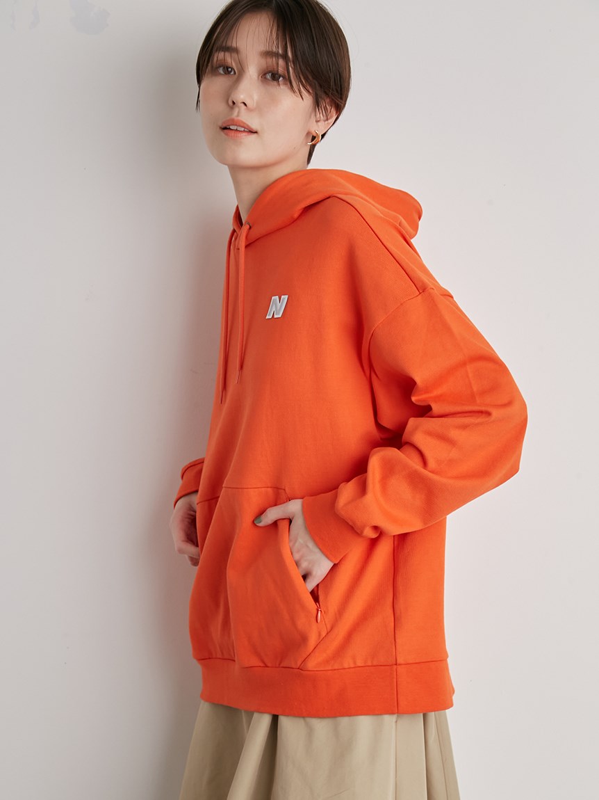 New balance for emmi】MET24 N Hoodie|emmi(エミ)の通販｜アイルミネ