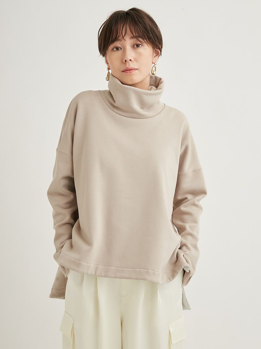 New Balance for emmi】MET24 Hight Necked Pullover|emmi(エミ)の通販