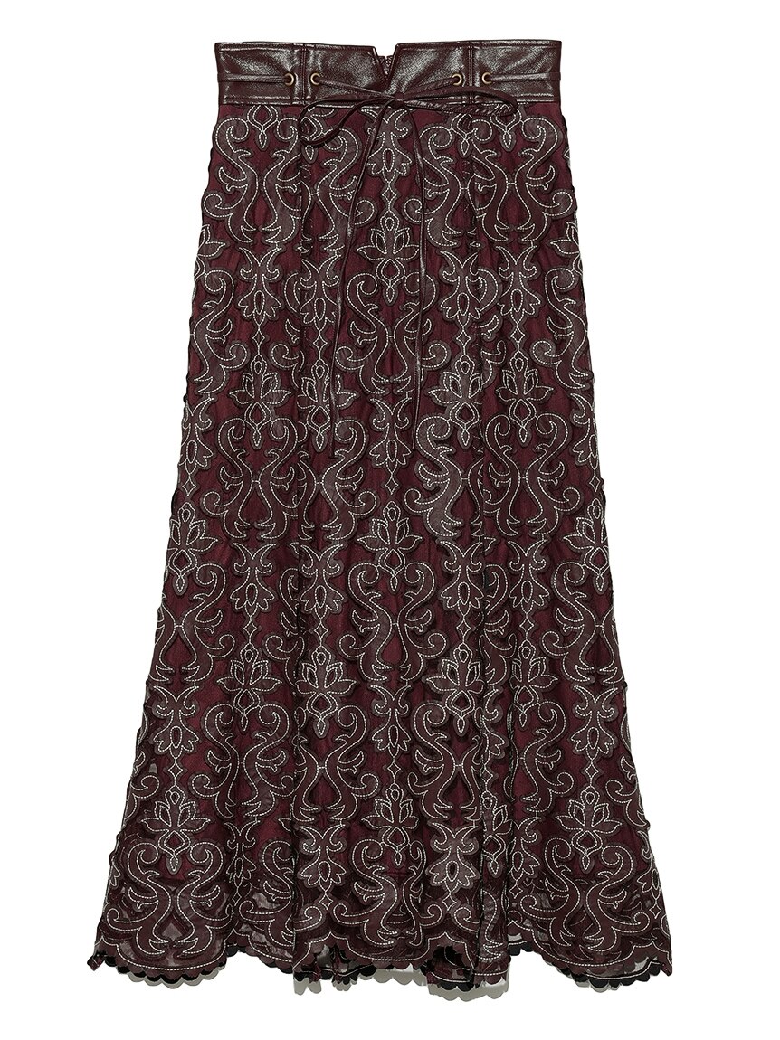 合皮レザー刺繍スカート|LILY BROWN(リリーブラウン)の通販｜アイルミネ