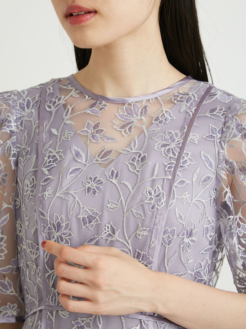 チュール刺繍ドレス|LILY BROWN(リリーブラウン)の通販｜アイルミネ