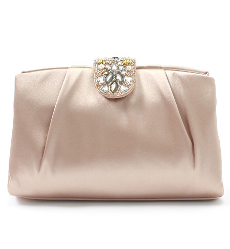 【Lapuis】リーフフラップクラッチ