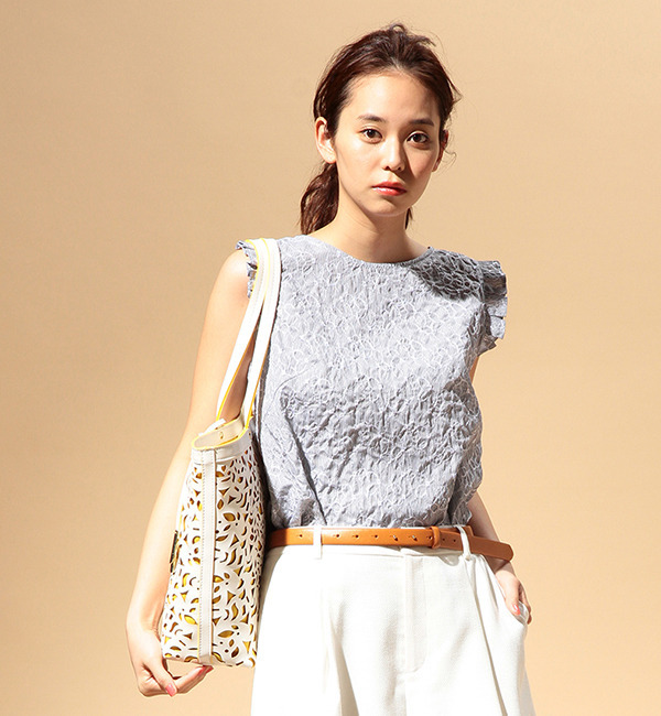 ストライプ/フラワーシシュウブラウス