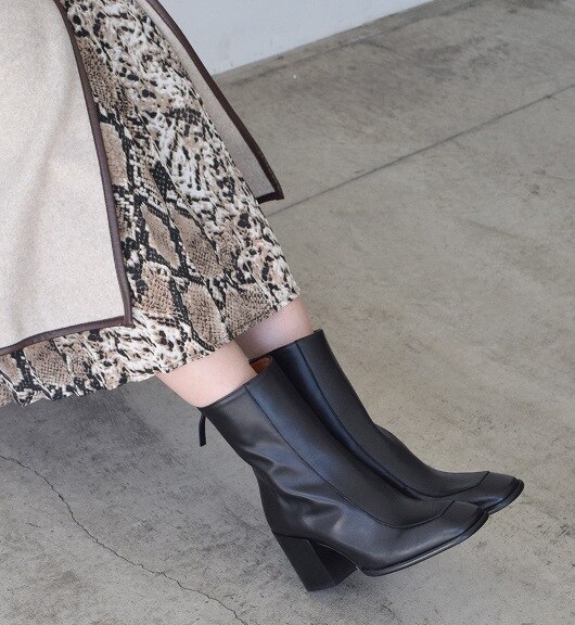 ANGEL ALARCON】スクエアトウバックジップモカブーツ|INTER-CHAUSSURES