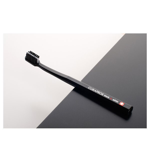 クラプロックス 歯ブラシ ブラックisホワイト 黒×黒 本体 (58g/2本セット)|@cosme  SHOPPING(アットコスメショッピング)の通販｜アイルミネ