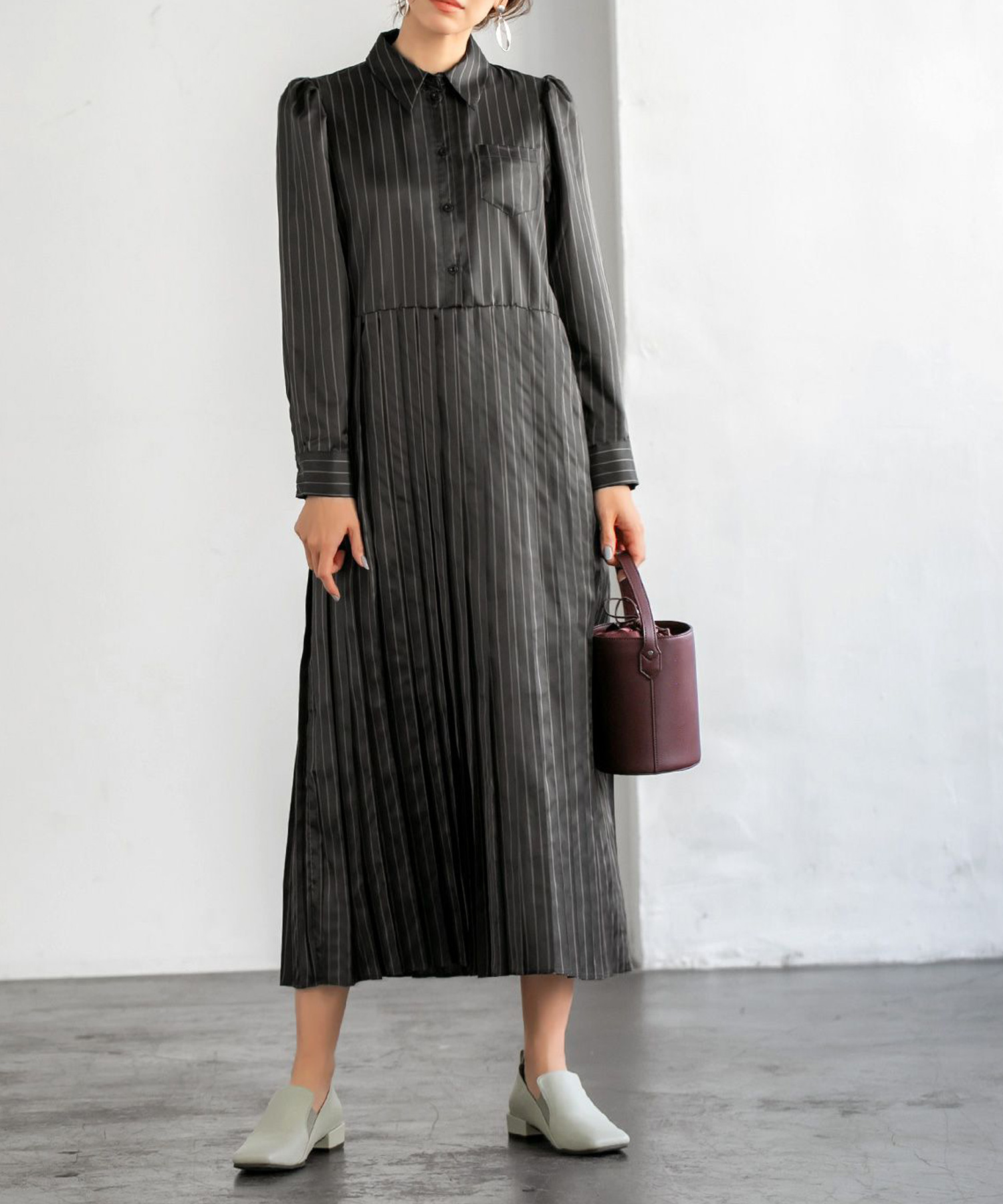 Luxe ストライプ柄プリーツスカートワンピース Style Deli スタイルデリ の通販 アイルミネ Luxe ストライプ柄プリーツスカートワンピース Style Deli スタイルデリ の通販 アイルミネ