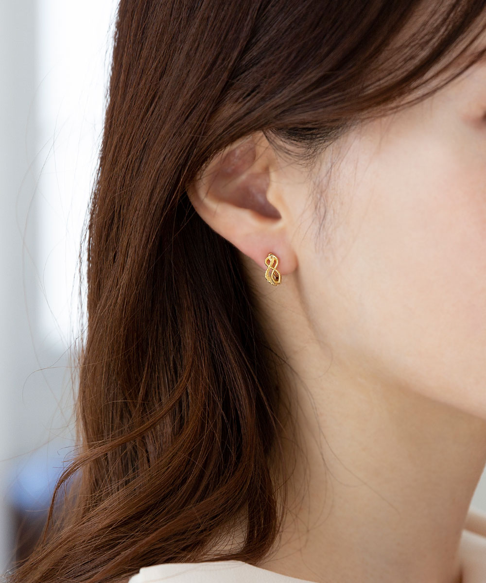 Miniループフィット ミックスクロスフープイヤリング Colleca La コレカラ の通販 アイルミネ