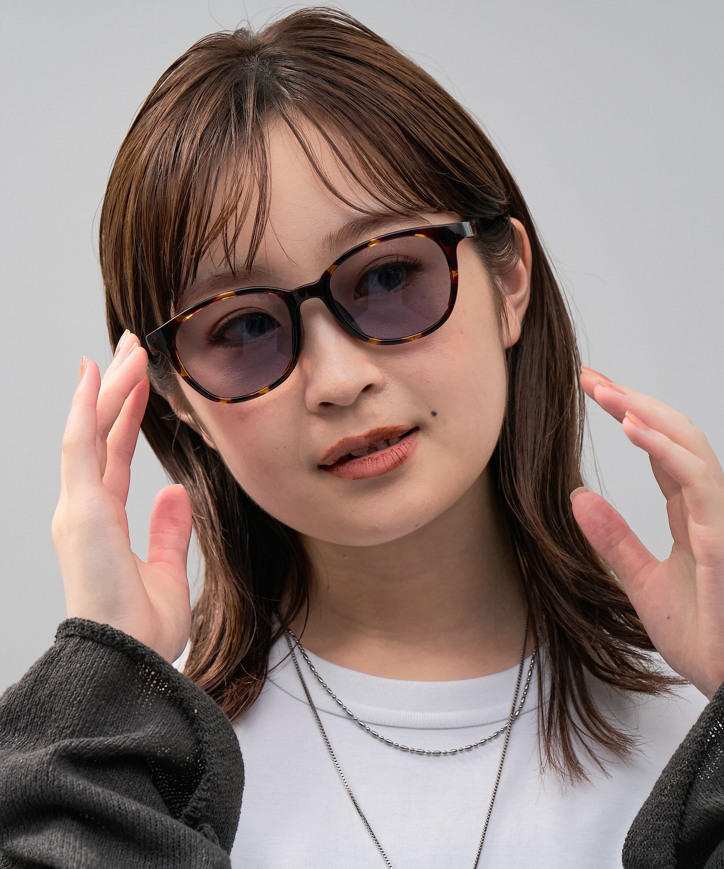 ウェリントン型 ライトカラー サングラス｜TREND SUNGLASSES|Zoff(ゾフ