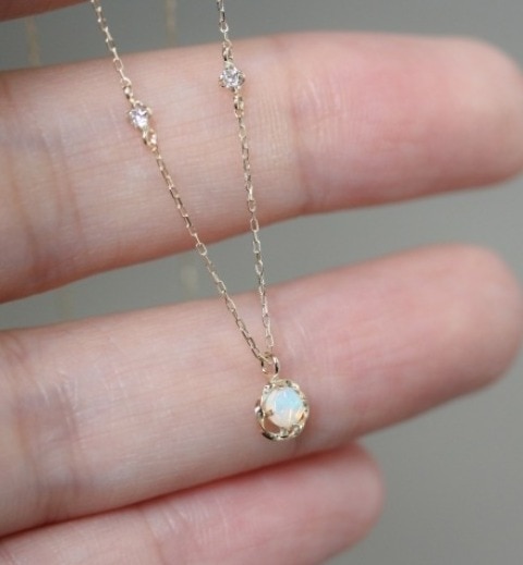 Opal & Diamond 0.04ct Necklace | K10YG|cui-cui(キュイキュイ)の通販 ...