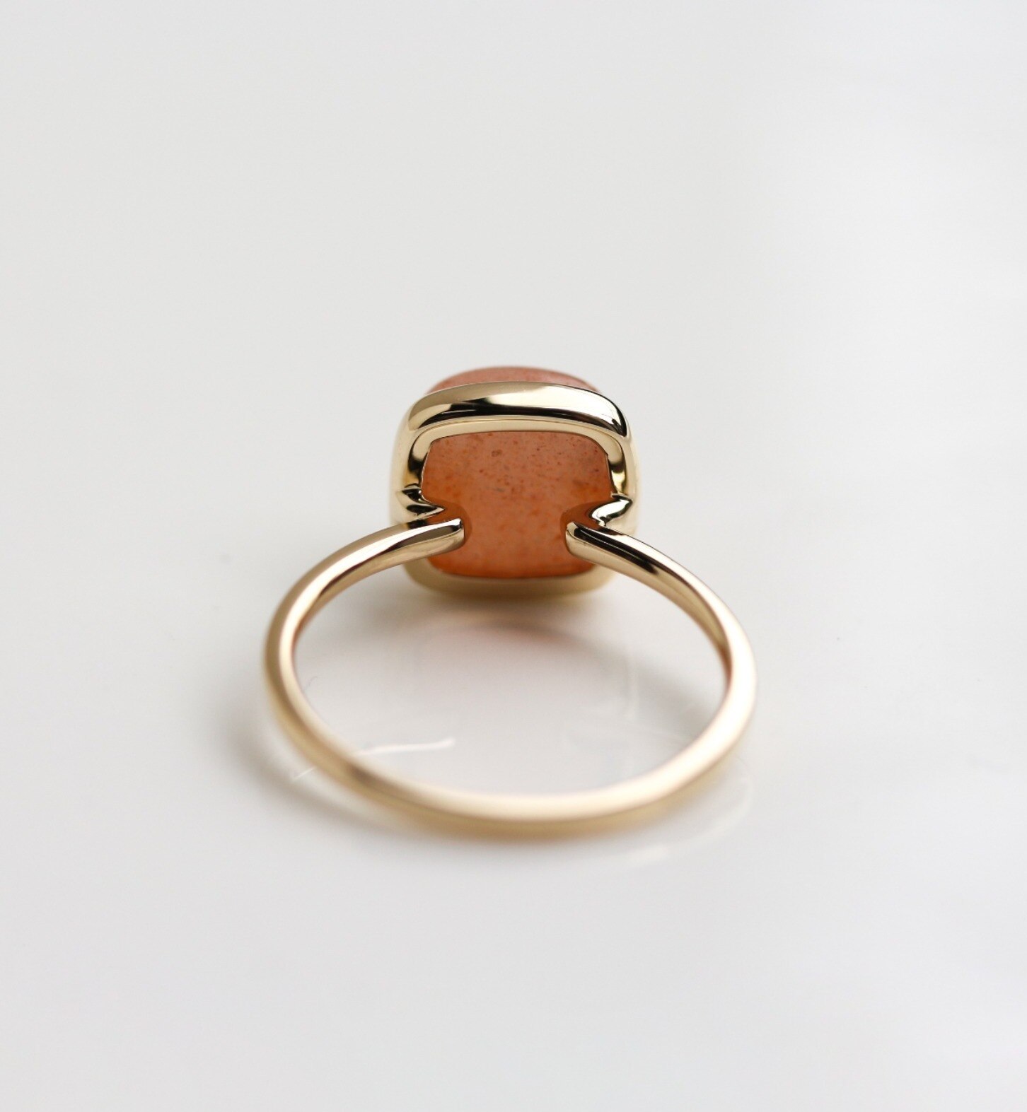 Orange Moonstone Cabochon Ring | K10YG|cui-cui(キュイキュイ)の通販