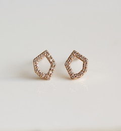 ダイヤモンド ピアス | K10YG〈PRALINE〉〈世界最小〉