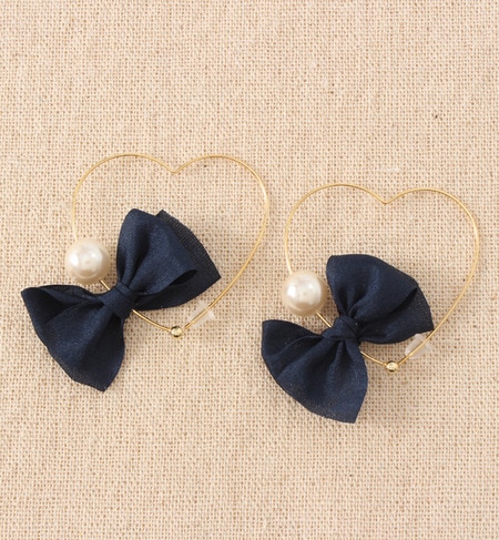 Pearl Ribbon  Heart pierce hoop