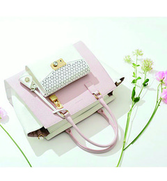 【サマンサタバサ/Samantha Thavasa】 リュクスミー フラワーパンチング ver. [送料無料]