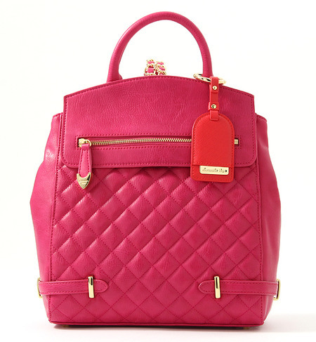 キルティングフラップバッグパック