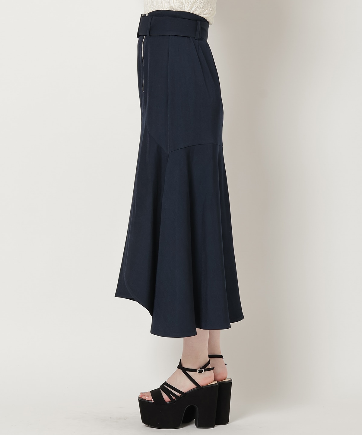 変形フラップポケットスカート|REDYAZEL(レディアゼル)の通販｜アイルミネ