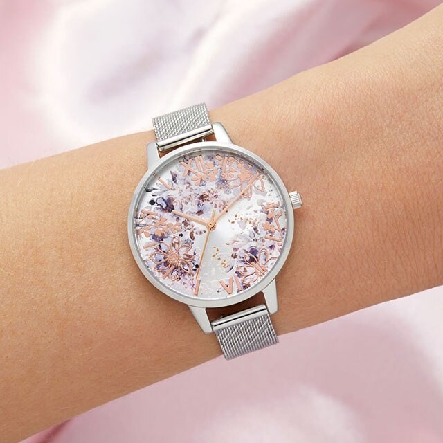 OLIVIA BURTON(ｵﾘﾋﾞｱﾊﾞｰﾄﾝ)〉34mm ｼﾙﾊﾞｰﾒｯｼｭ ｱﾌﾞｽﾄﾗｸﾄﾌﾛｰﾗﾙ|H°M'S