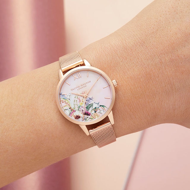 OLIVIA BURTON(ｵﾘﾋﾞｱﾊﾞｰﾄﾝ)〉30mm ｴﾝﾁｬﾝﾃｯﾄﾞｶﾞｰﾃﾞﾝ ﾛｰｽﾞｺﾞｰﾙﾄﾞﾒｯｼｭ|H