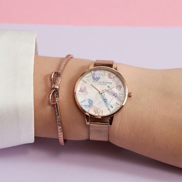 OLIVIA BURTON(ｵﾘﾋﾞｱﾊﾞｰﾄﾝ)〉34mm ﾍﾟｲﾝﾀﾘｰﾌﾟﾘﾝﾄ ﾄﾞﾗｺﾞﾝﾌﾗｲ ｼﾝｹｰｽﾛｰｽﾞ