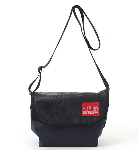 Canvas Art Print Big Apple Backpack