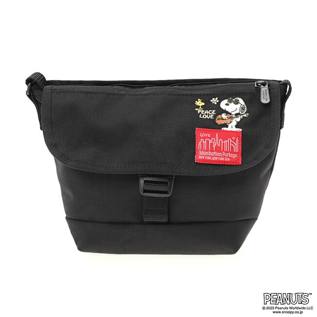 Nylon Messenger Bag Flap Zipper Pocket PEANUTS FW2023|Manhattan