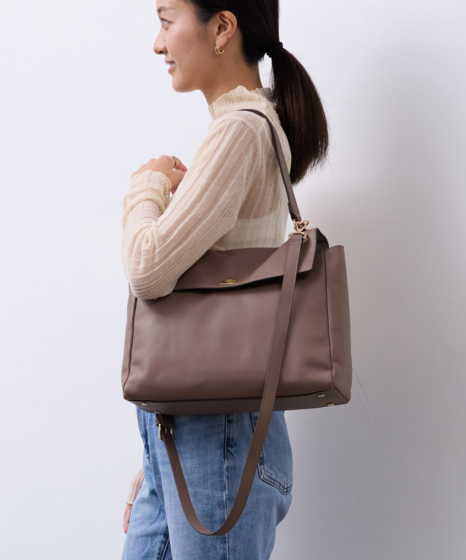 セール】 【TREASURE TOPKAPI】スムースレザー ハチ 刺しゅう ショルダーバッグ （ショルダーバッグ）｜TOPKAPI / トプカピ  ファッション通販 タカシマヤファッションスクエア
