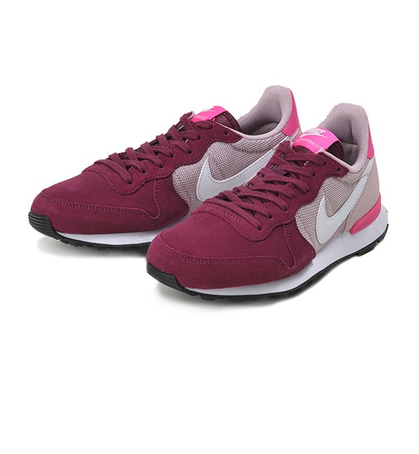 WMNS NIKE INTERNATIONALIST